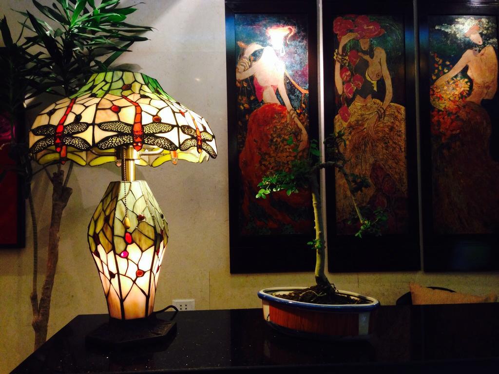 Artisan Boutique Hotel Hanoi Esterno foto