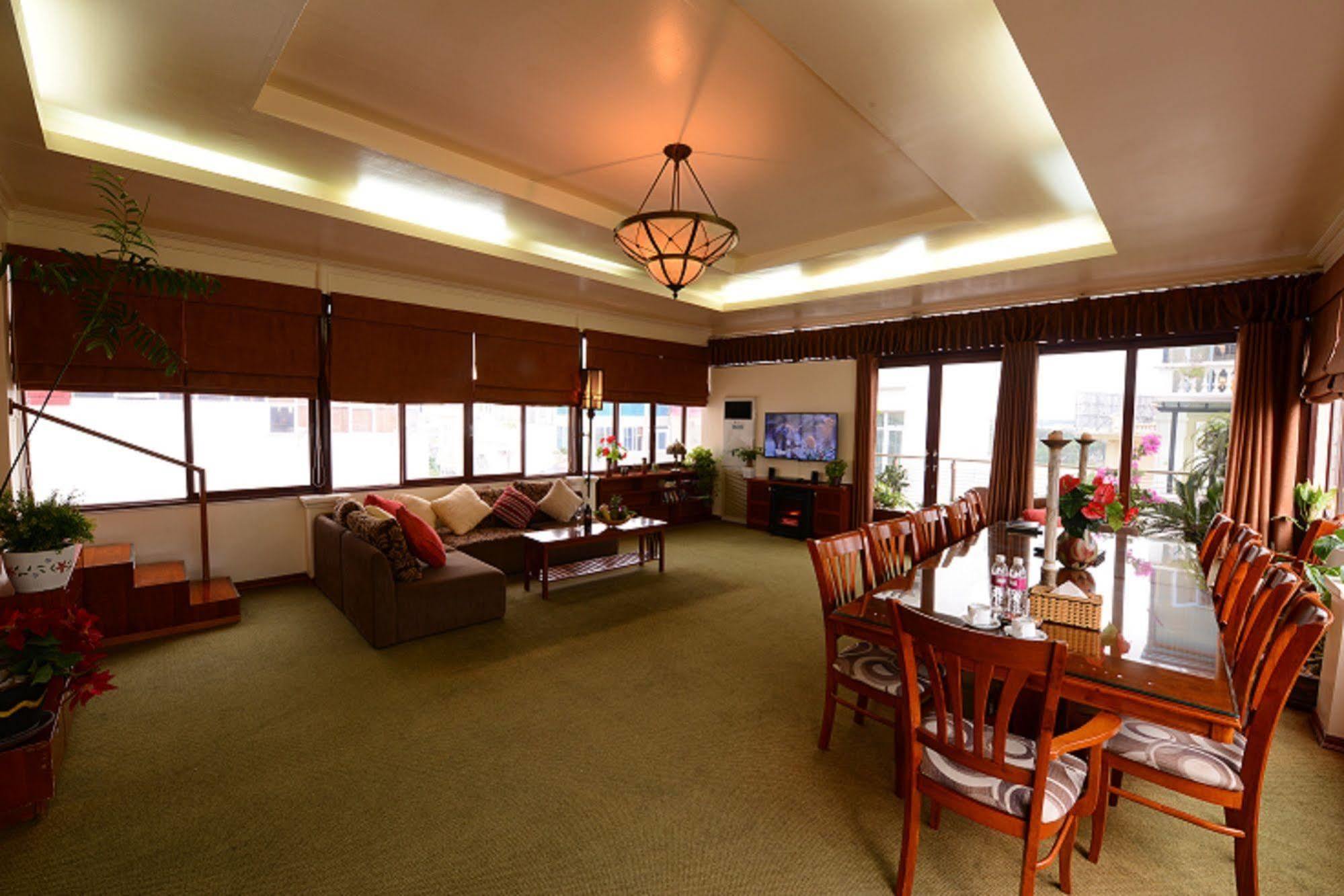 Artisan Boutique Hotel Hanoi Esterno foto